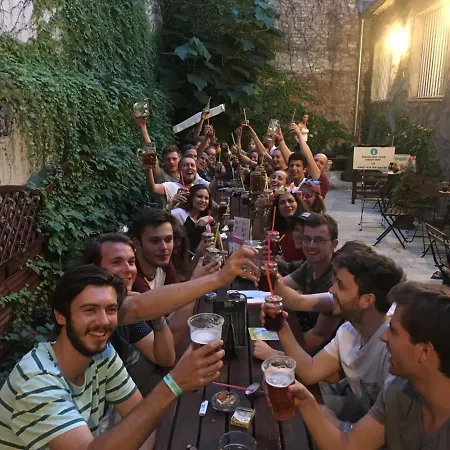 Patio Hostel *