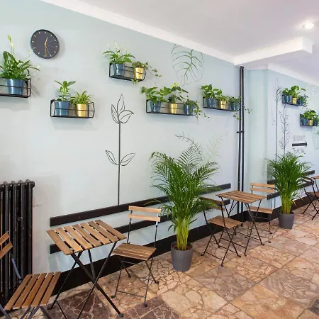 Patio Hostel