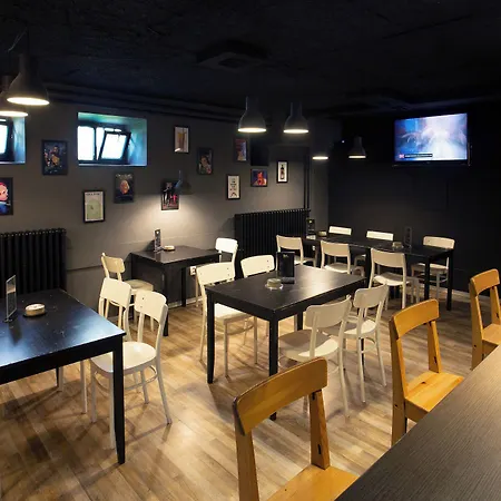 Hostel Patio Pressburg